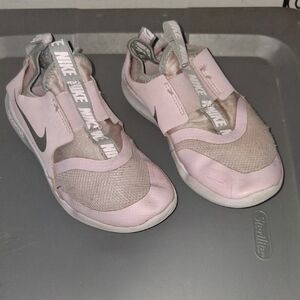 Nike Youth Girls Flex Runner Shoe Pink/Metallic AT4663-609 Size 2Y